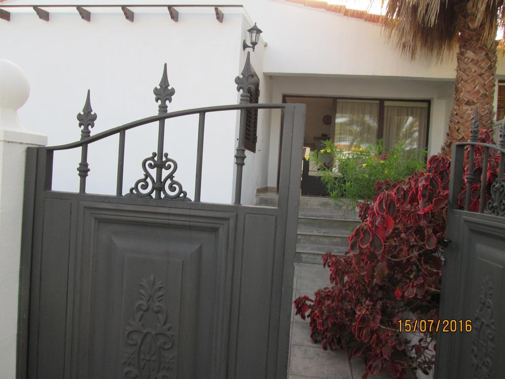 Vivienda Vacacional La Palmera Los Cancajos Exterior foto